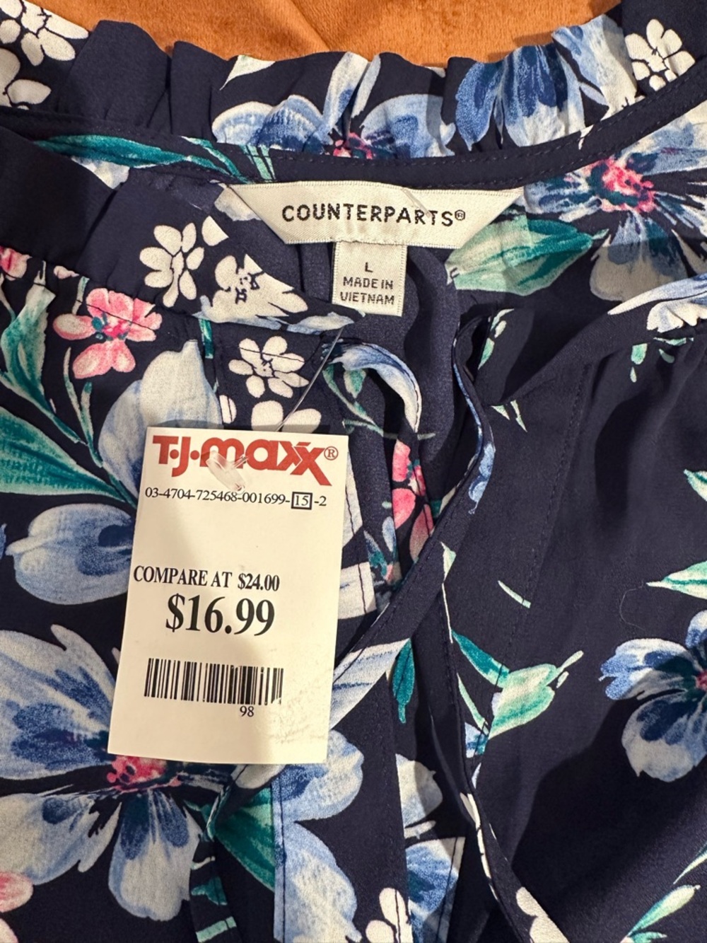 Floral Blouse - Picture 3 of 3